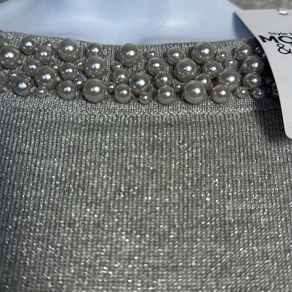 Monroe and Main 3X silver tinsel, pearl midi dress long sleeve - Picture 6 of 9